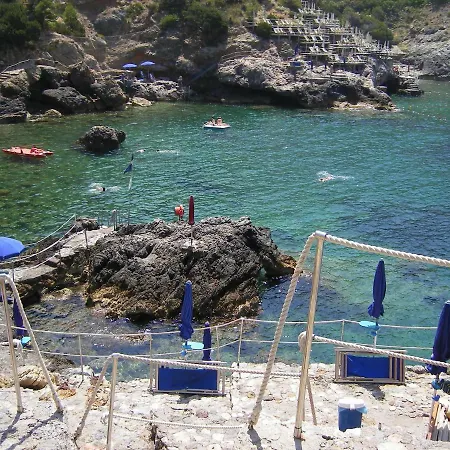 Cala Piccola A 50 Mt Dal Mare Apartment *